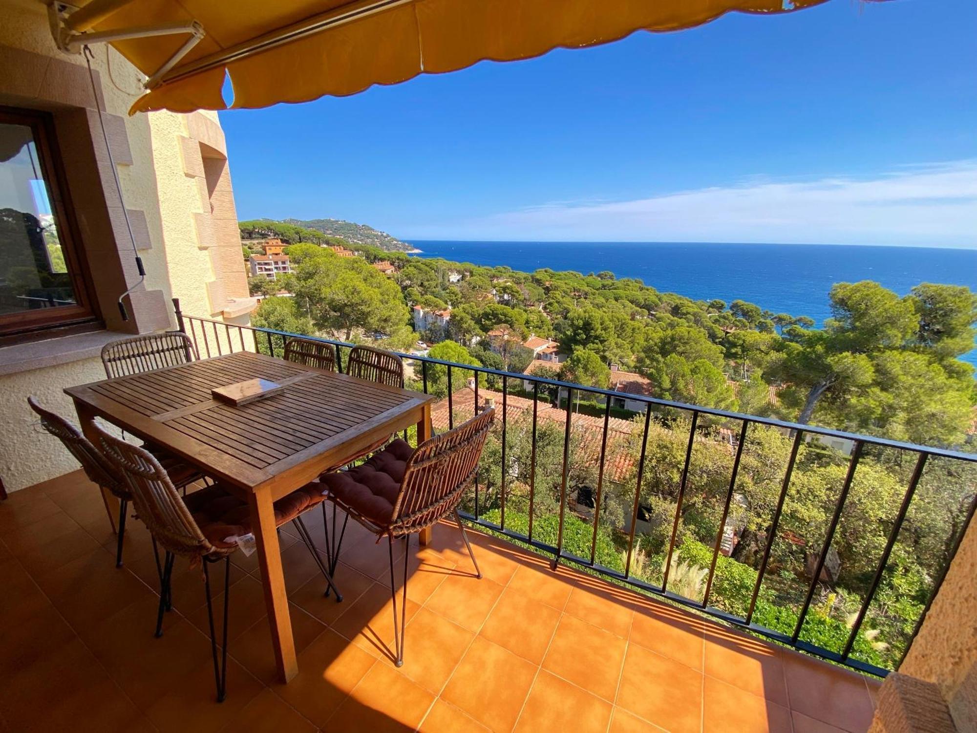 Pangsapuri 65 m² dengan 3 bilik tidur dan 3 bilik mandi peribadi di Calella de Palafrugell Luaran gambar